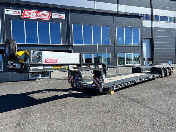 Faymonville MegaMAX , 3-axlad låglastare , pendel , shimsad