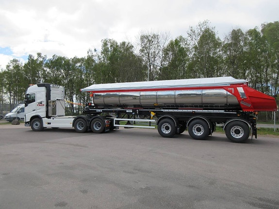 KOLSTAD 58T ASFALT TRAILER 3 of 6