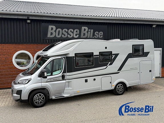 Adria Matrix 670 SL Supreme Långbädd * 180 HK * Topputr