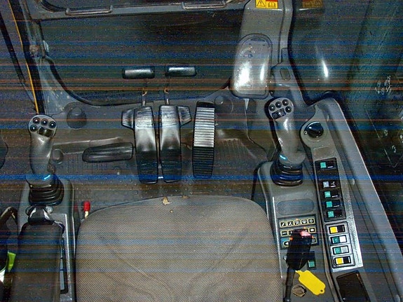 Volvo EC 140 LC 5 of 5