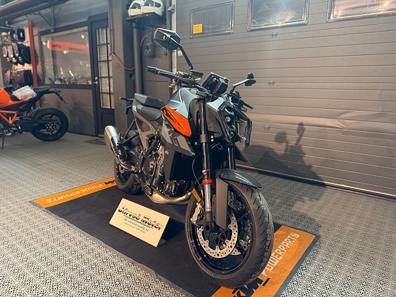 KTM 990 Duke *KAMPANJ - SPARA 34.000KR* 3 of 13