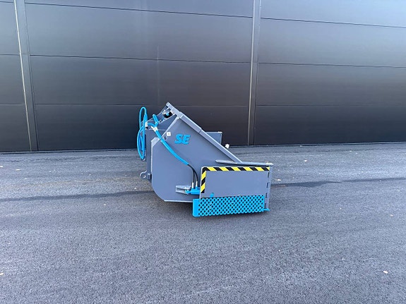 Klaffskopa 3,7 m3. Fjädrande klaffar