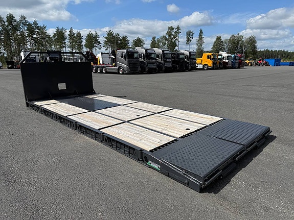 Hakarps - Maskinflak med 63mm stegar och sandwich ramp 3 of 12