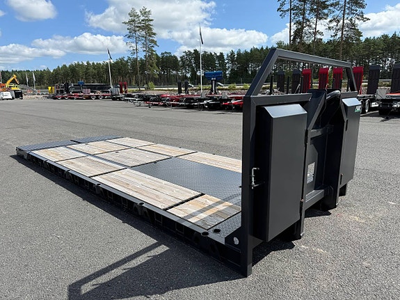 Hakarps - Maskinflak med 63mm stegar och sandwich ramp 7 of 12
