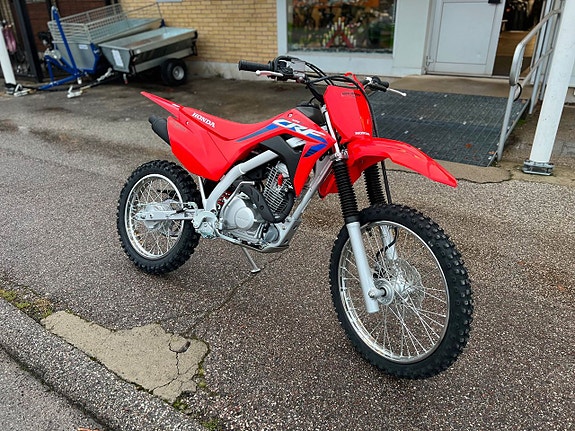 Honda CRF125F 2 of 4