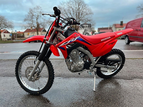 Honda CRF125F 4 of 4