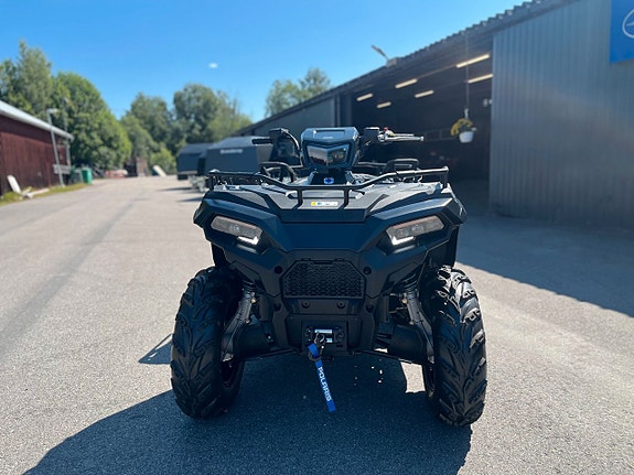 Polaris Sportsman 570 EPS Black Edition 3 of 15