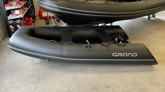 Grand S 300 BE -23 Mercury Avator 7.5e