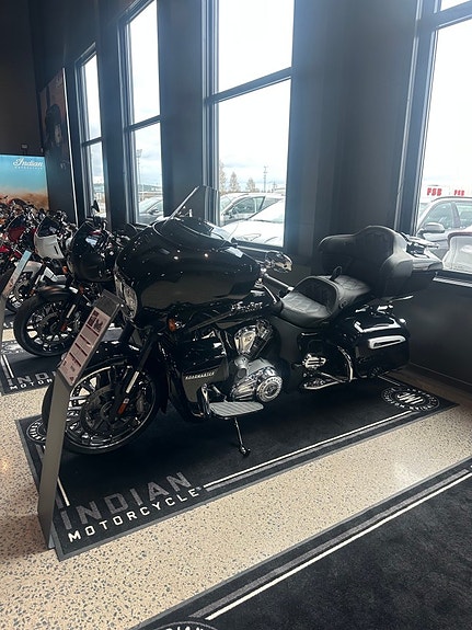 Indian Roadmaster Powerplus Limited 112 6 of 6