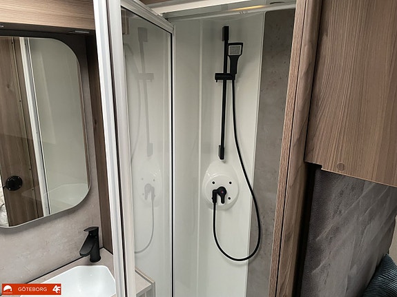 Kabe Travel Master Royal 780 LT 18 of 21