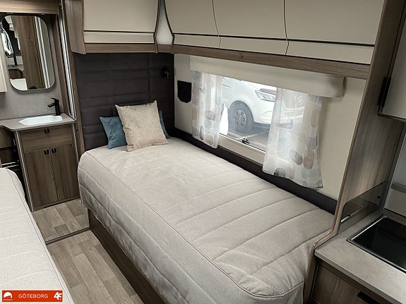 Kabe Travel Master Royal 780 LT 16 of 21