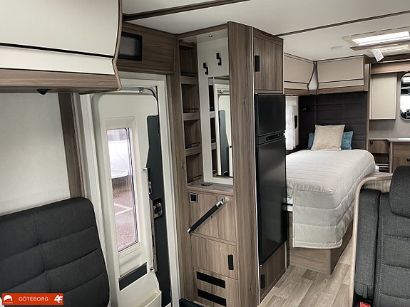 Kabe Travel Master Royal 780 LT 9 of 21