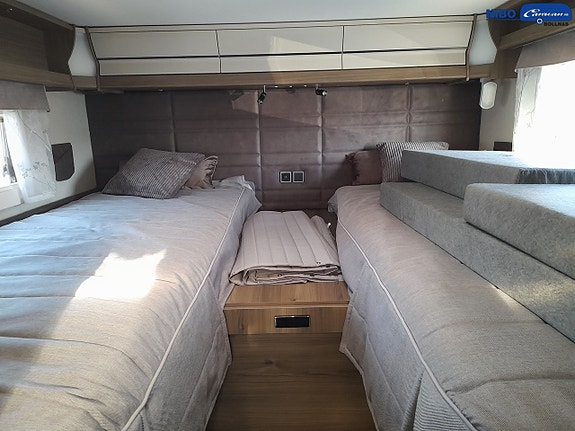 Kabe Imperial Travel Master Intergrated 860 LGB 12 of 17