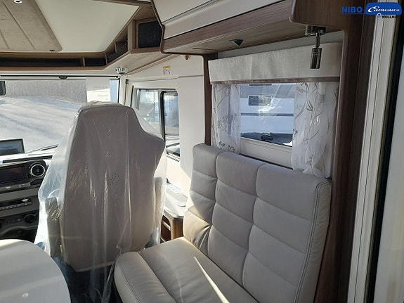 Kabe Imperial Travel Master Intergrated 860 LGB 4 of 17