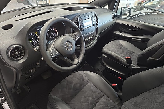 Mercedes-Benz Vito Av Camper 6-Sitts, Drag/Solcell/Inverter 27 of 30