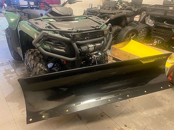 Can-Am  Outlander HD5/HD7 XU +Servo 10.000:-tillbehörsrabatt 3 of 8