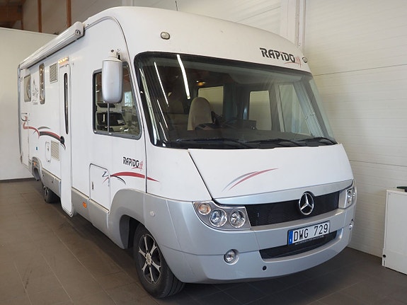 Rapido M996 Mercedes Benz I Aut I 150hk I Långbäddar