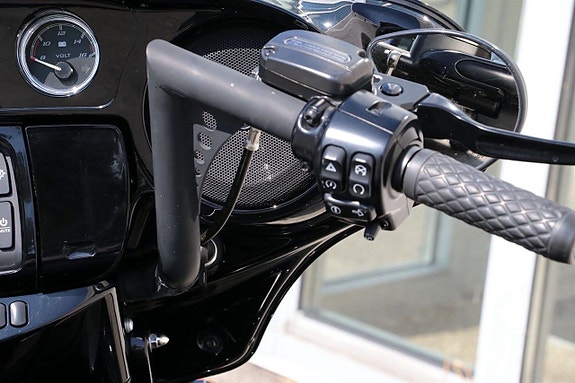 Harley-Davidson Sportster Street Glide Special 1.7 Milwaukee-Eight 107 Manuell 7 of 13