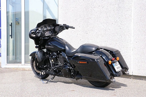 Harley-Davidson Sportster Street Glide Special 1.7 Milwaukee-Eight 107 Manuell 3 of 13