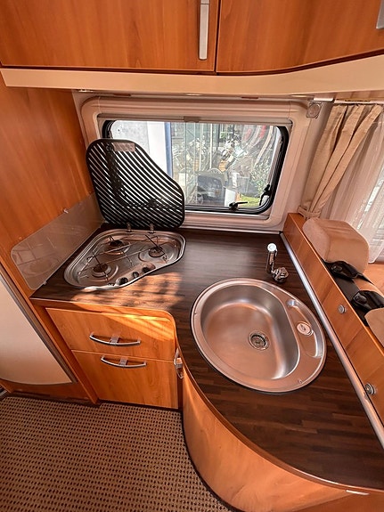 Hymer B 654 CL AC, 160HK, SOLCELL, BACK KAMERA 9 of 17