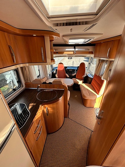 Hymer B 654 CL AC, 160HK, SOLCELL, BACK KAMERA 11 of 17