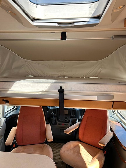 Hymer B 654 CL AC, 160HK, SOLCELL, BACK KAMERA 12 of 17