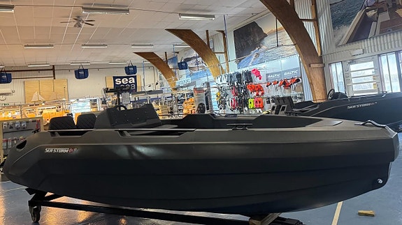 Fabriksny SeaStorm 17 Advantage Mercury F60 ELPT 2025
