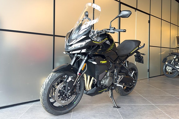 Triumph Tiger 800 Sport 4 of 5