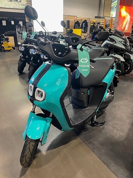 Yamaha REA Neos el-moped 2xbatteri