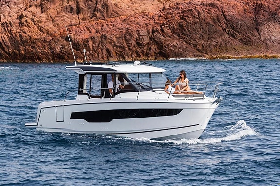 Jeanneau MF 895 Ser 2 Nyhet 2025 2 x Yamaha F200 XSA2 elstyr 5 of 8
