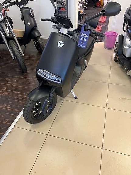 YADEA G5 1.9 kWh Demo Kampanj 2 of 4