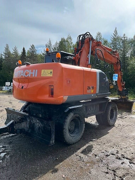 Hitachi ZX140W-3 5 of 8