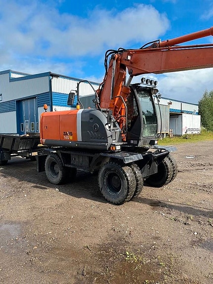 Hitachi ZX140W-3 3 of 8