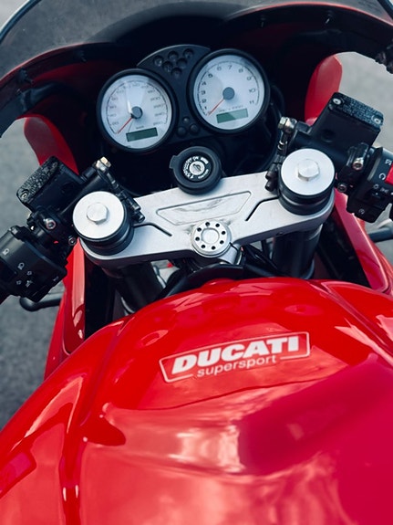 Ducati 800 SS Supersport 8 of 11