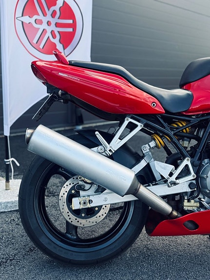 Ducati 800 SS Supersport 3 of 5
