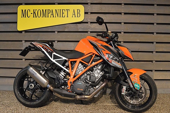 KTM 1290 Super duke R 2 of 5