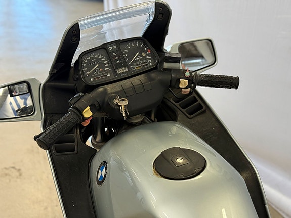 BMW Motorrad K 100 RS 4 of 5