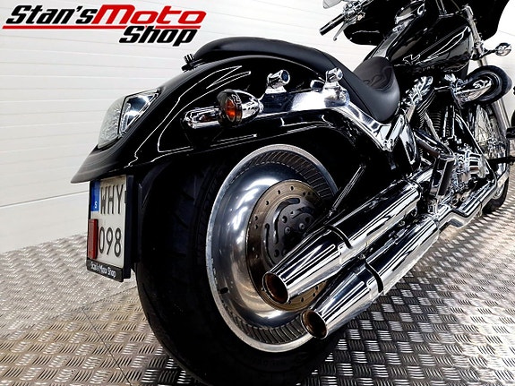 Harley-Davidson FXSTDI Softail Deuce 10 of 16