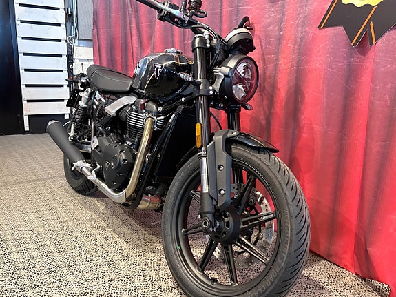 Triumph SPEED TWIN 900 *VI SÄLJER VÅR DEMO* 5 of 14