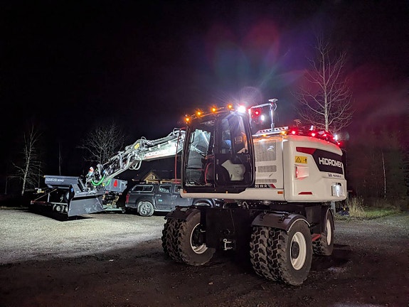 Hidromek HMK150WR 37km/h Steelwrist X18 Grip 5 of 8