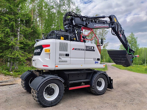 Hidromek HMK150WR 37km/h Steelwrist X18 Grip 8 of 8