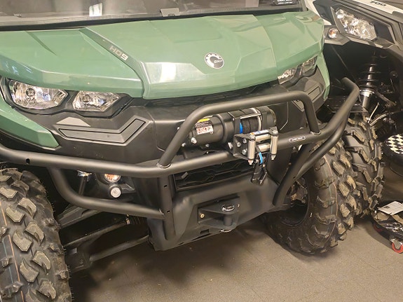 BRP Can-Am Traxter V-TWIN 1000cc + Hytt Cabin på köpet 5 of 17