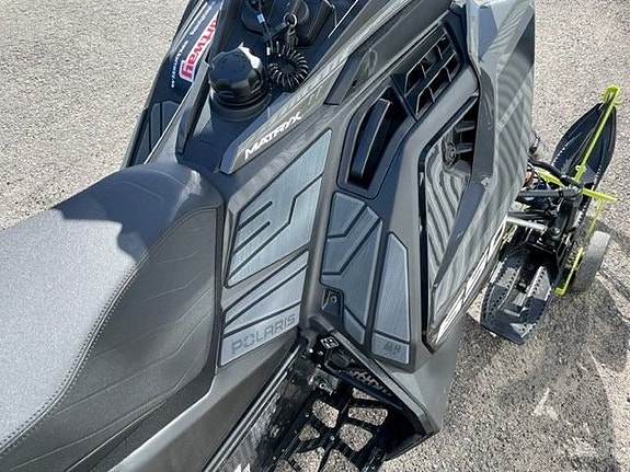 Polaris 650 INDY XCR 136" -24 Momsad 7 of 7