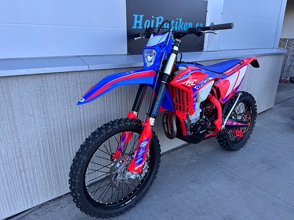Beta 350 RR Racing  Demo 4 of 6