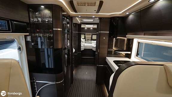 Concorde CHARISMA 850 L 11 of 21
