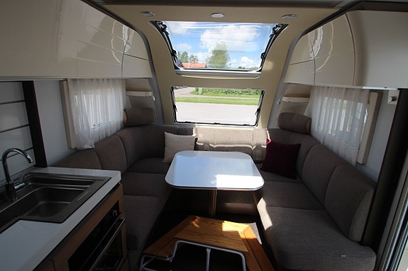 Adria Alpina 663 UK -19 6 of 15