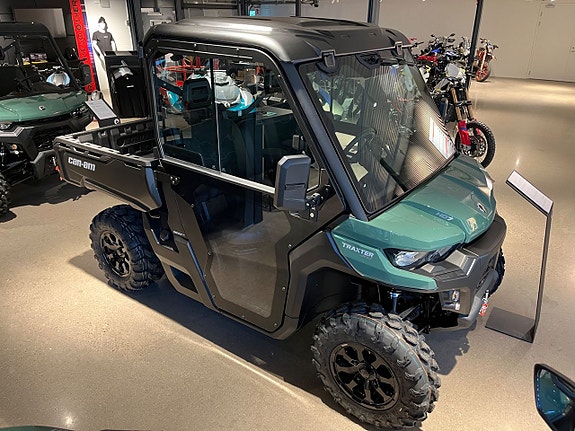 Can-Am TRAXTER XU HD7 T inkl Hyttpaket med värmare 2 of 4