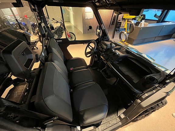 Can-Am TRAXTER XU HD7 T inkl Hyttpaket med värmare 4 of 4