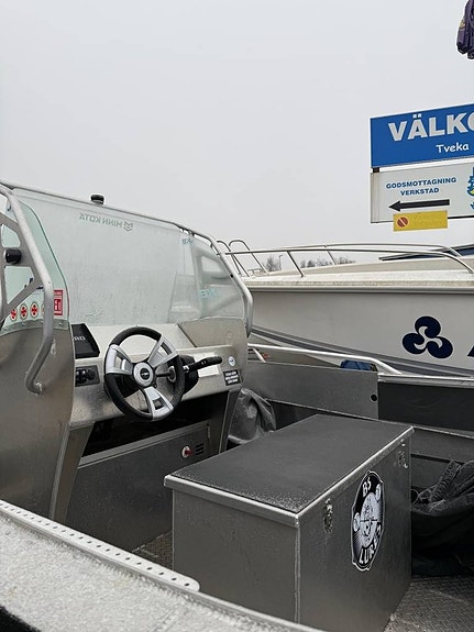 Kaasbøll 605 + Yamaha VMAX 150 hk (2022) 11 of 12