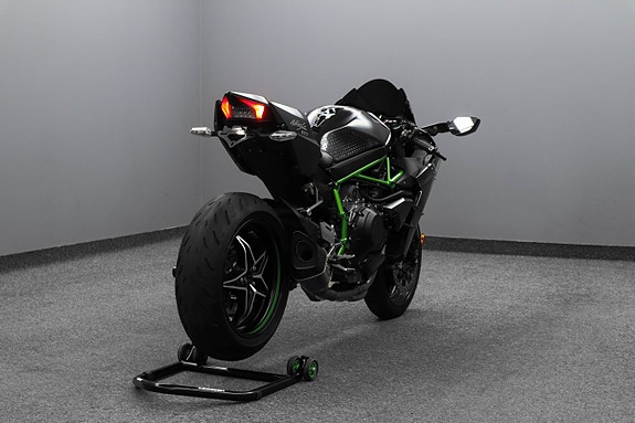 Kawasaki Ninja H2 Carbon Yoshimura/Brocks Helsystem Nybes 9 of 27